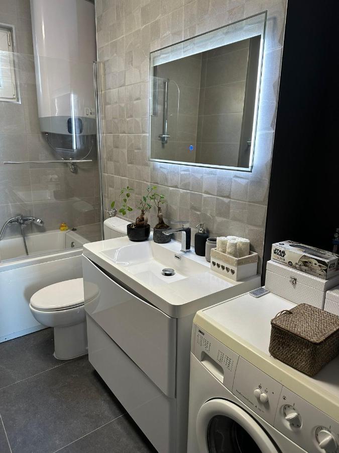 Senj Seaview Apartment Bagian luar foto